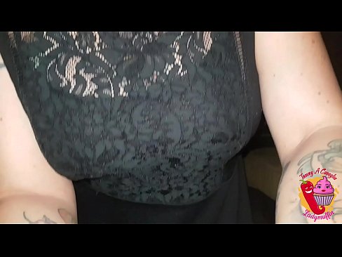 ❤️ Slutty မိထွေးက သူ့ကို blowjob နှင့် စပိန်ကို ပေးသည်။ ️ Sex video my.nudexxx.ru